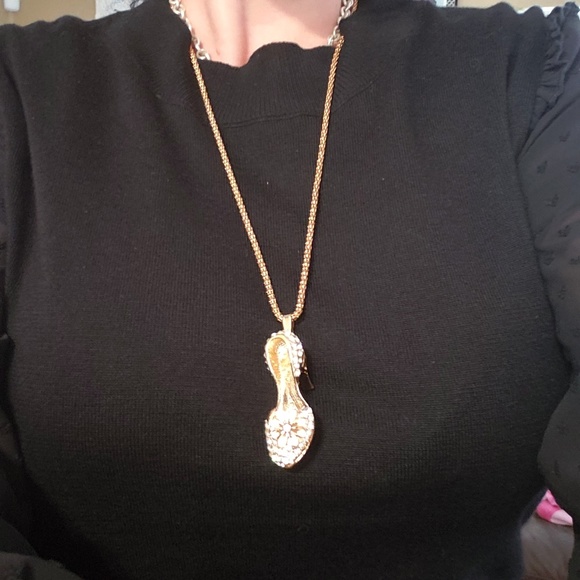 BETSEY JOHNSON HIGH HEEL NECKLACE - Picture 5 of 5